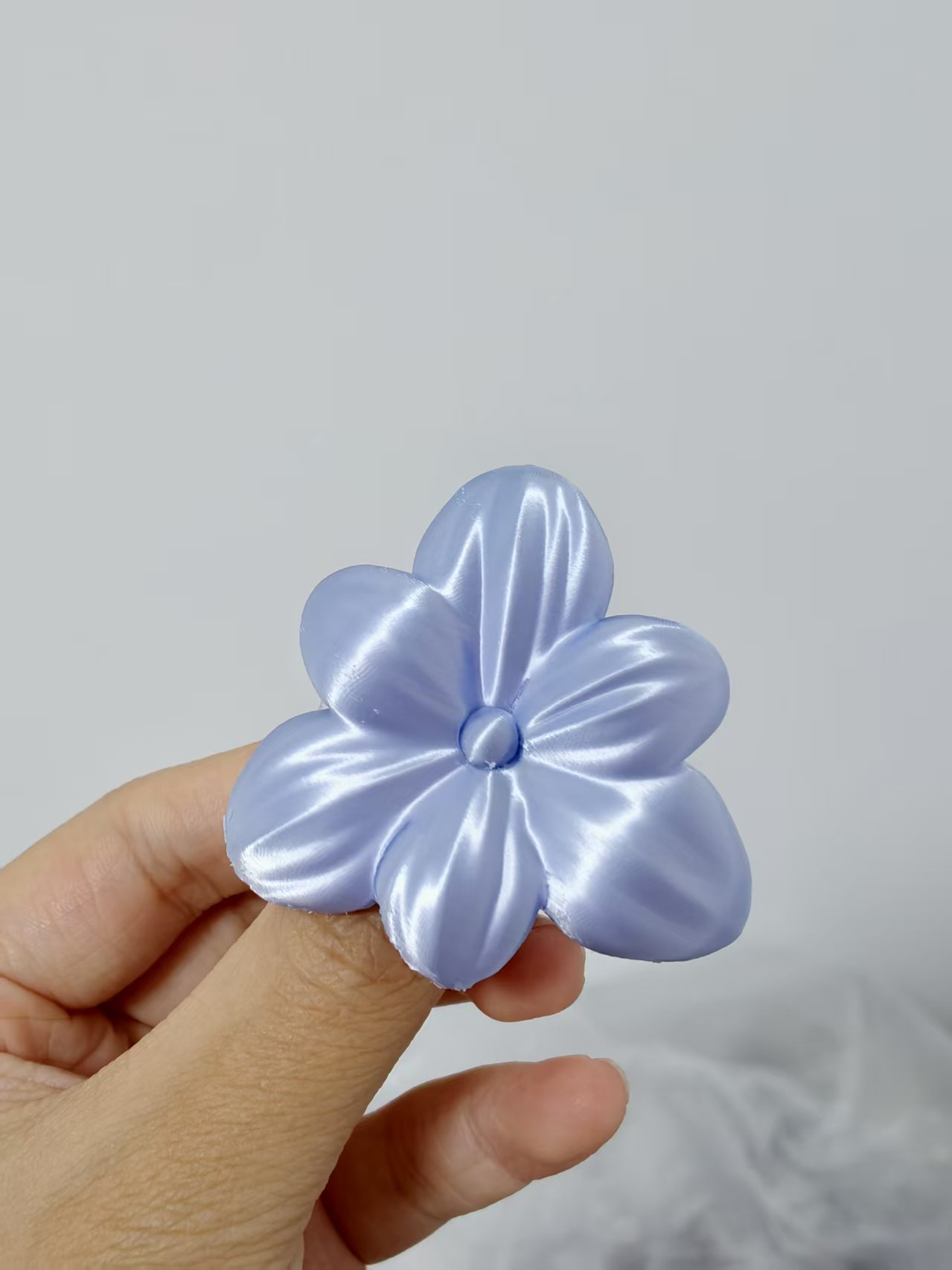Miniatura 2 do modelo 3D 郁金香花朵丝绸戒指