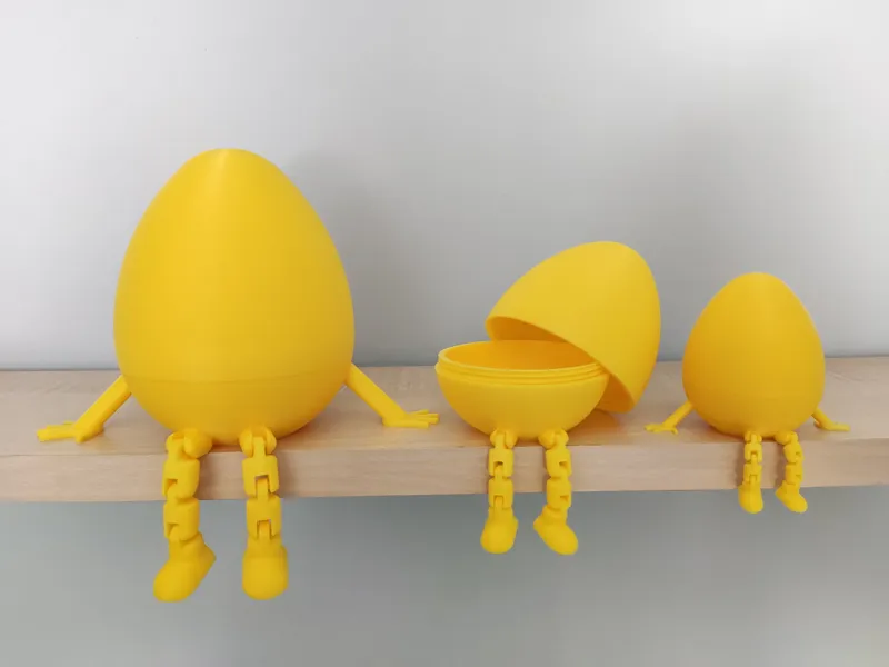 Articulated Twist Open Egg Container