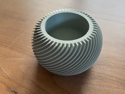 Tealight Holder Twisted