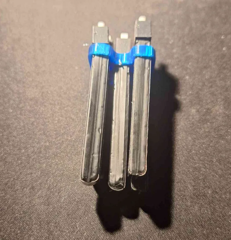 Battery holder for five 300mAh batteries