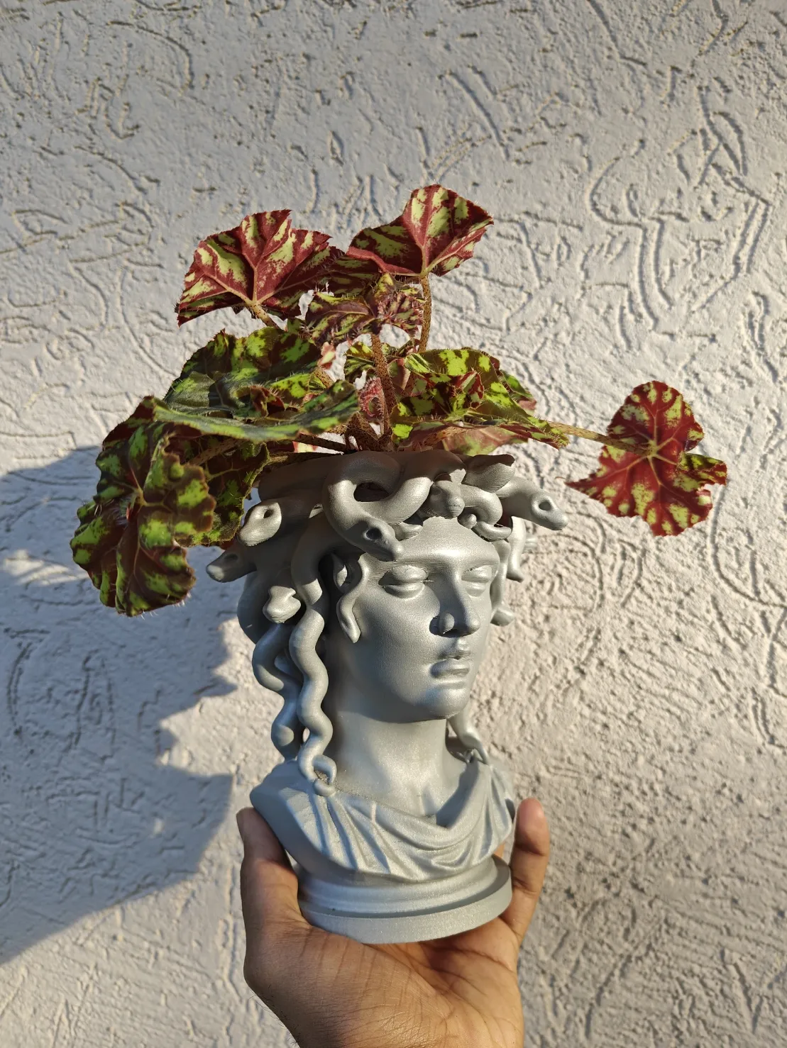 Medusa Planter – Serpentine Elegance view 2