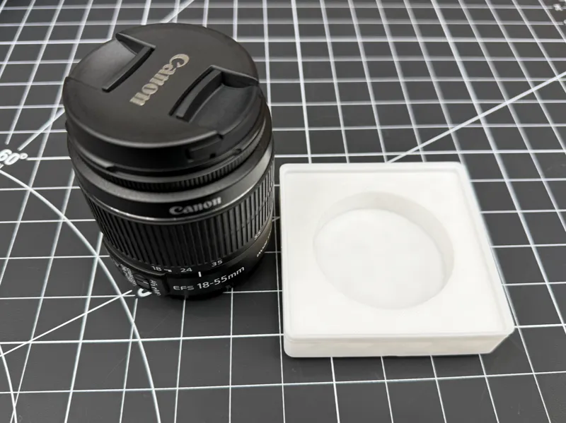 Gridfinity 2x2 for Canon EFS 18-55 Lense 