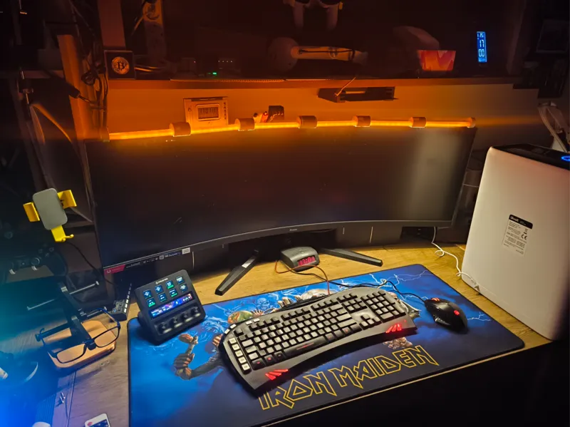 LED light bar for curved monitor iiyama G-Master