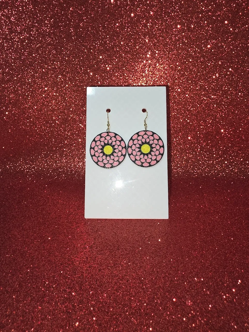 Atypical flower earrings view 2