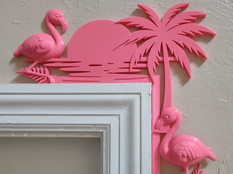 Flamingo Door Corner