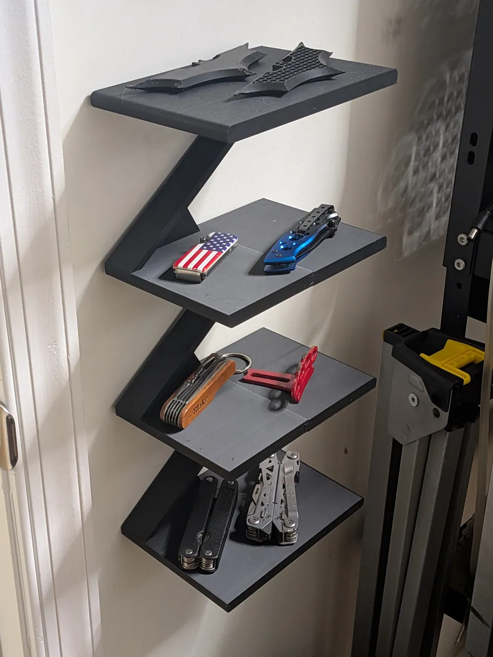 Small Modular Wall Shelves - Free 3D Print Model - MakerWorld