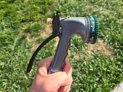 Nozzle Trigger for Garden Hoses