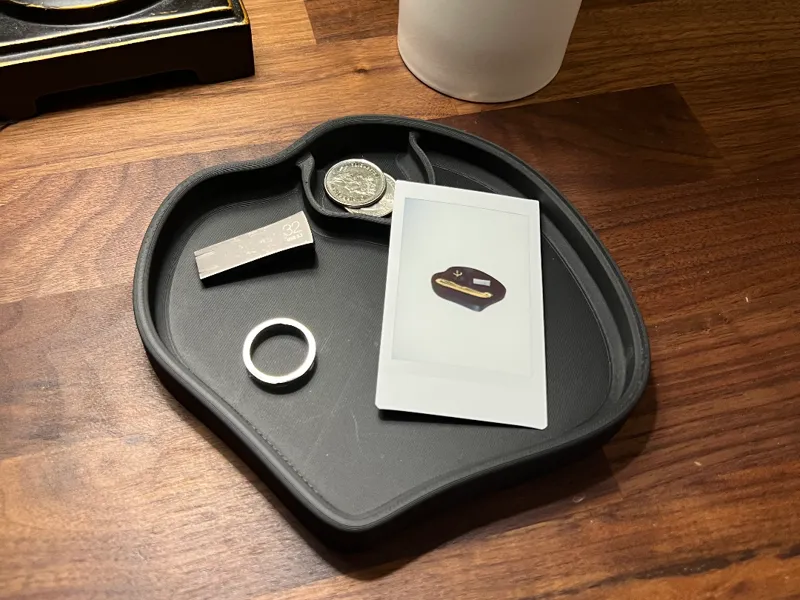 Abstract Catch All Tray