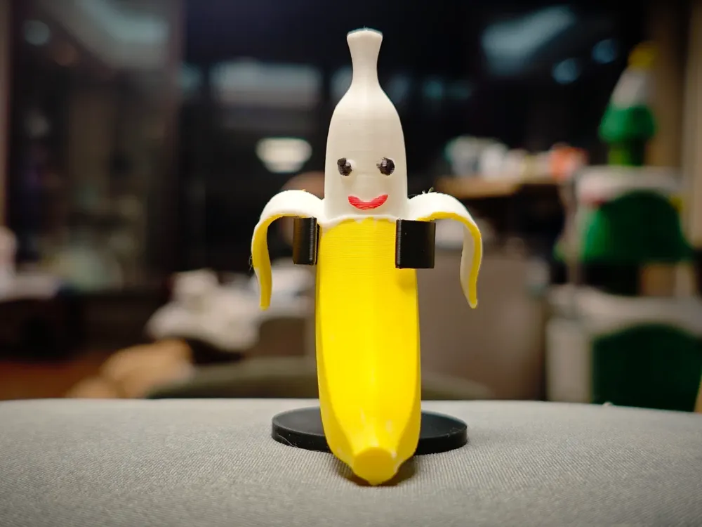 A Banana That Can Neither Lay Flat Nor Roll Up - Free 3D Print