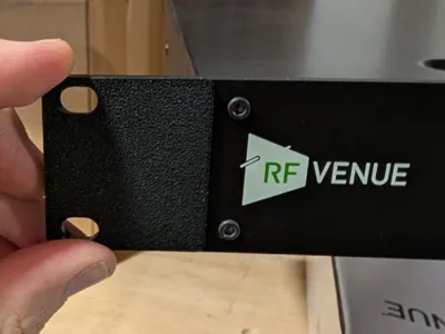 RF Venue Distro 4 Antenna Hole Cover