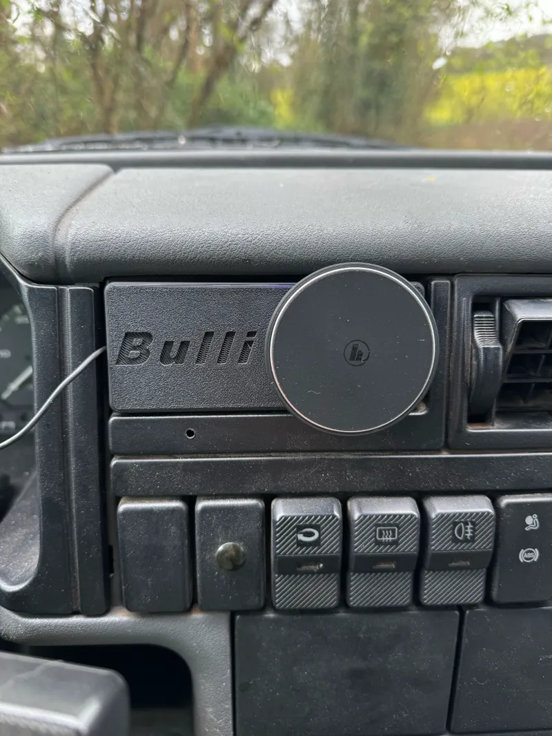 VW T4 IPhone Magsafe Holder 