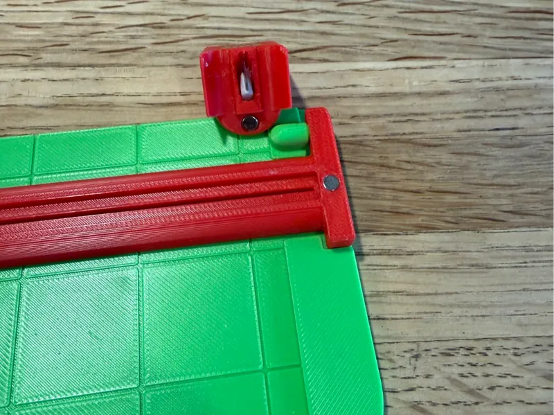Paper Cutter Magnet bar and cutter remix
