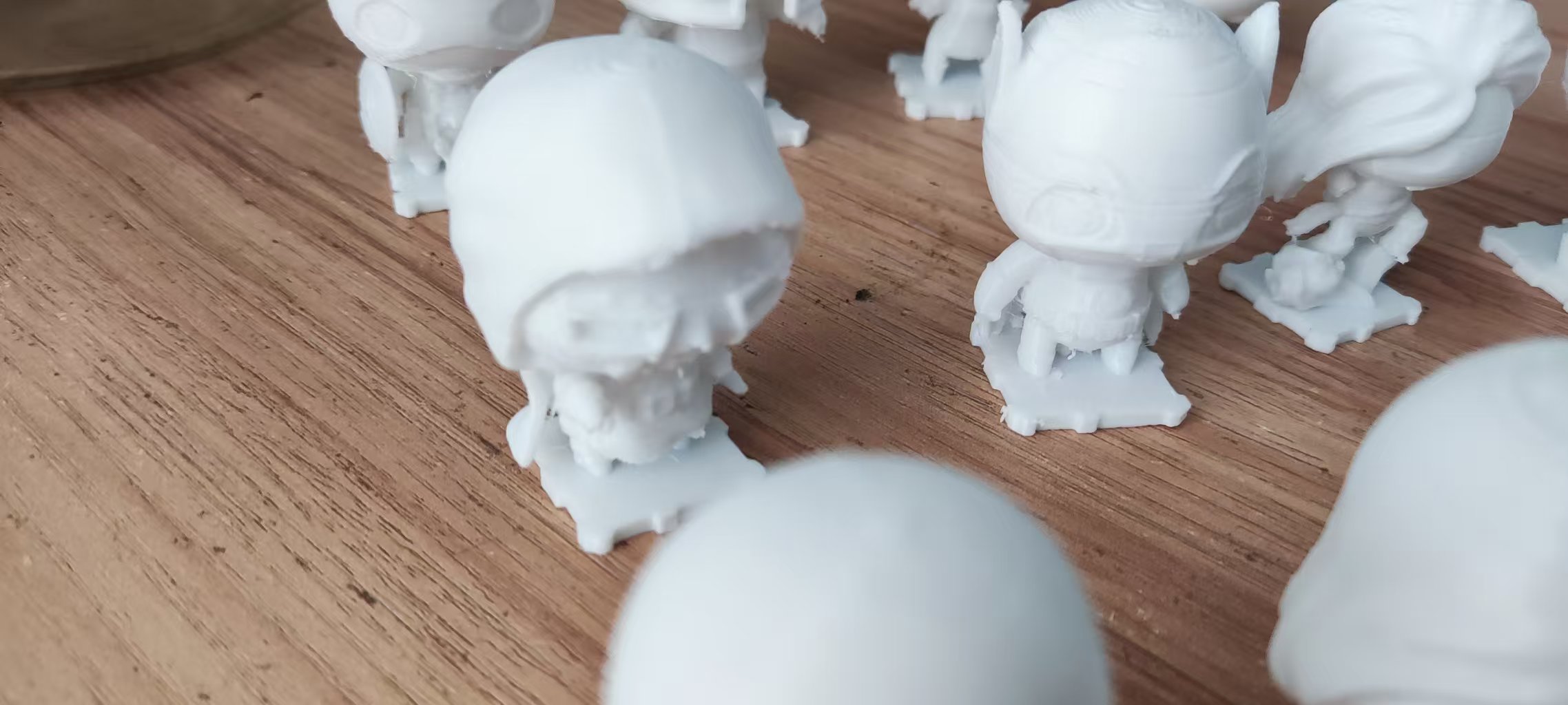 Miniatura 1 do modelo 3D Q可爱版漫威复仇者联盟惊队洛基牌皇沙赞铁拳野兽钥匙扣手办3d打印模型