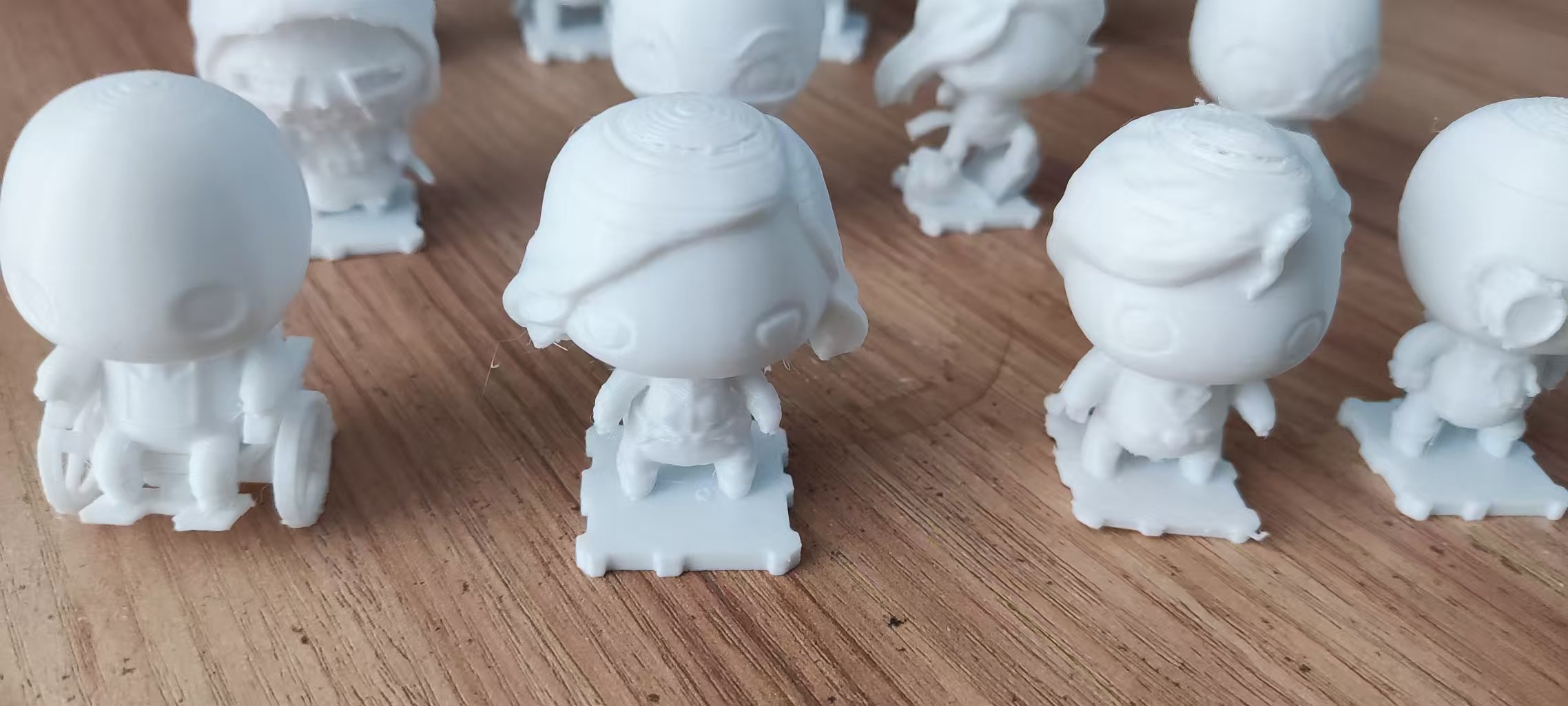 Miniatura 2 do modelo 3D Q可爱版漫威复仇者联盟惊队洛基牌皇沙赞铁拳野兽钥匙扣手办3d打印模型