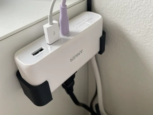 Support de fixation pour multiprise Anker 521