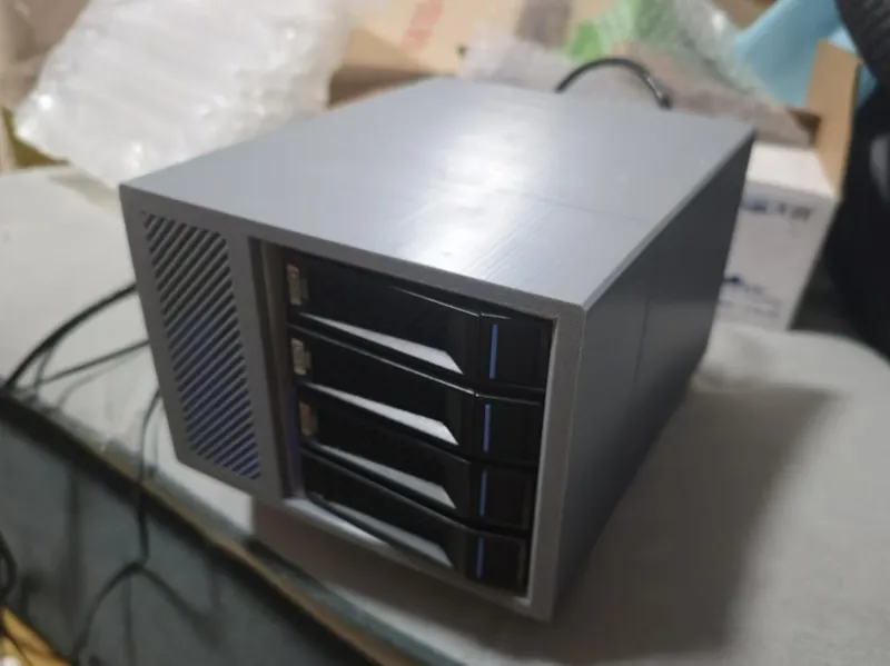 TN3568四盘位机箱