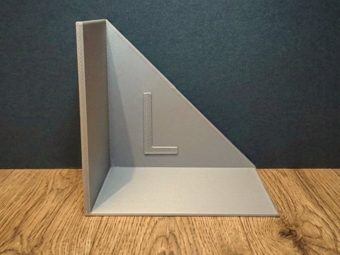 left book nook