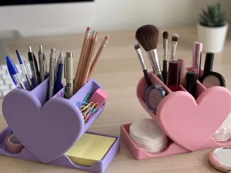 The LoveStation Organizer: Desk or Makeup Hub