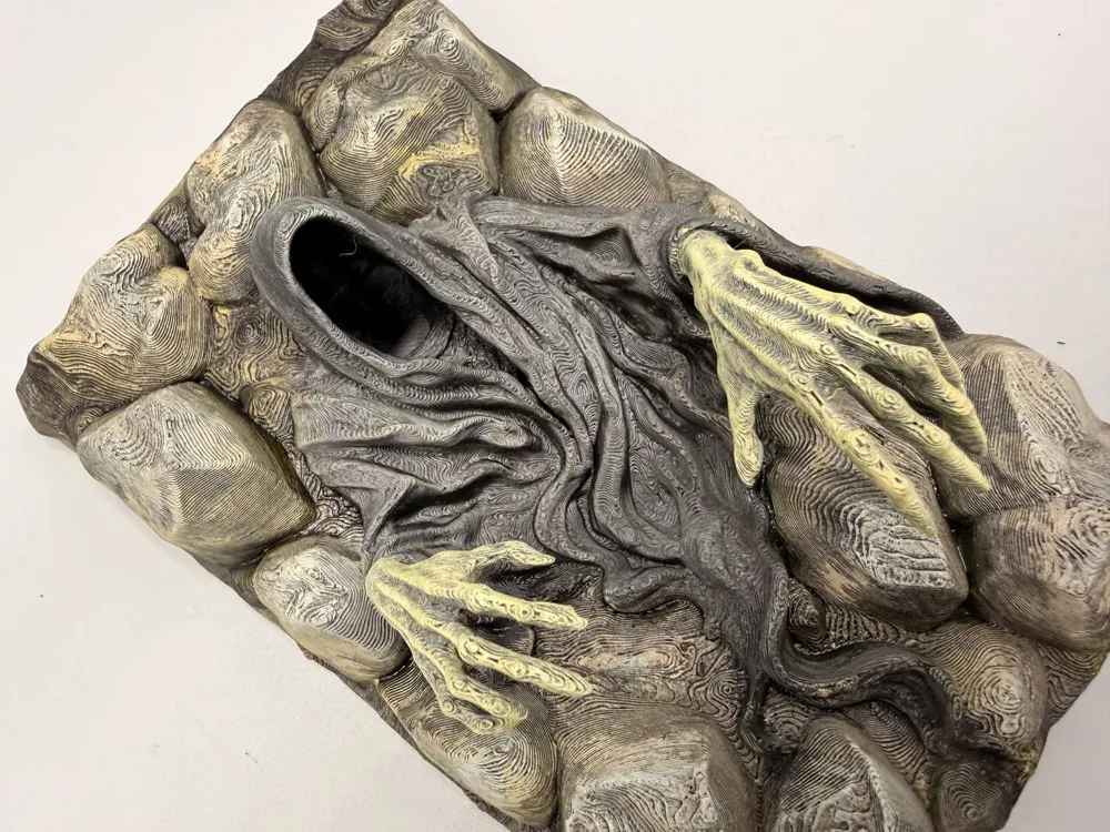 Dekorative Rückwand, spezielles Sammler-Dekorationsstück mit Geister-Ornament