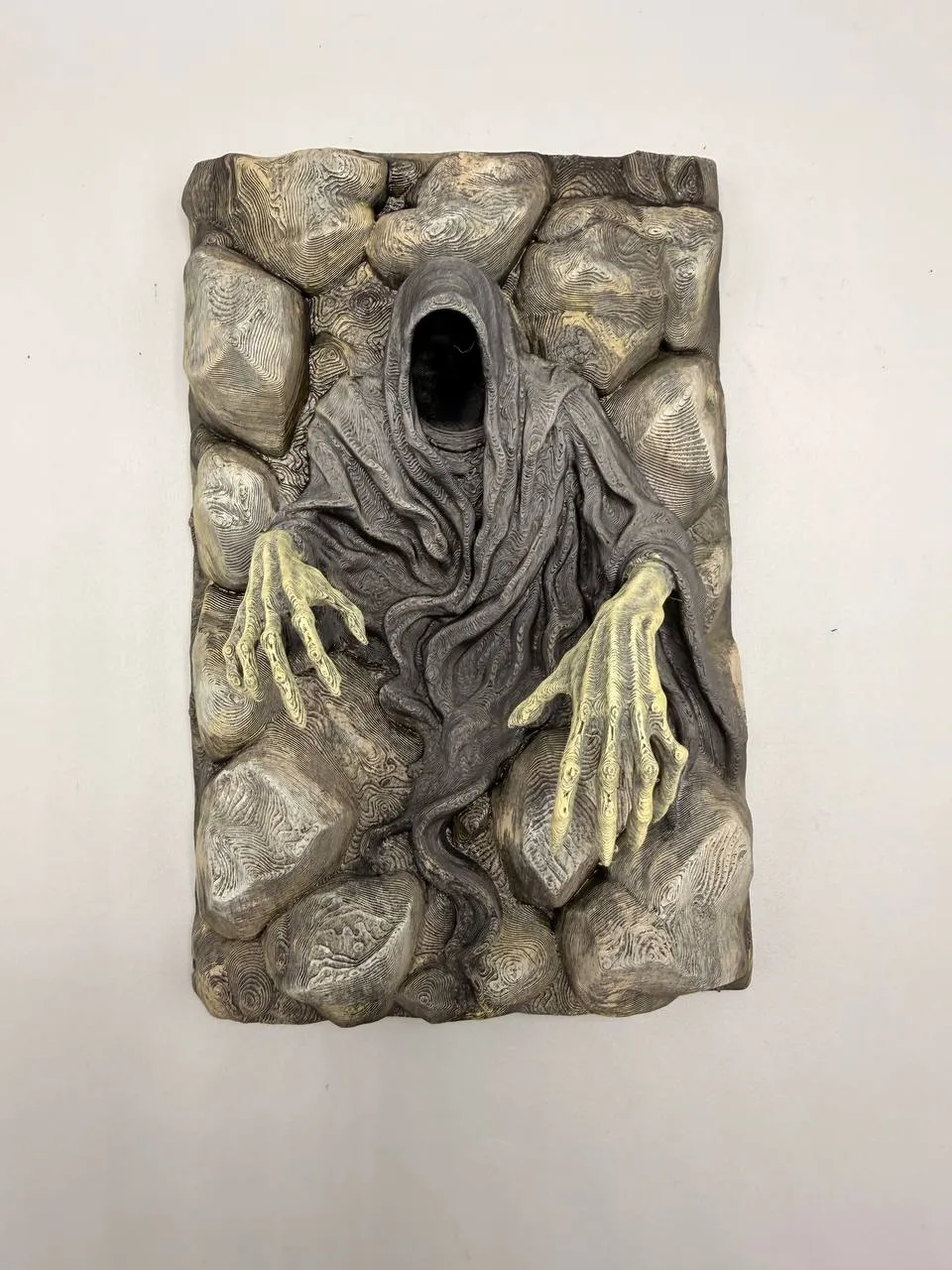 Dekorative Rückwand, spezielles Sammler-Dekorationsstück mit Geister-Ornament