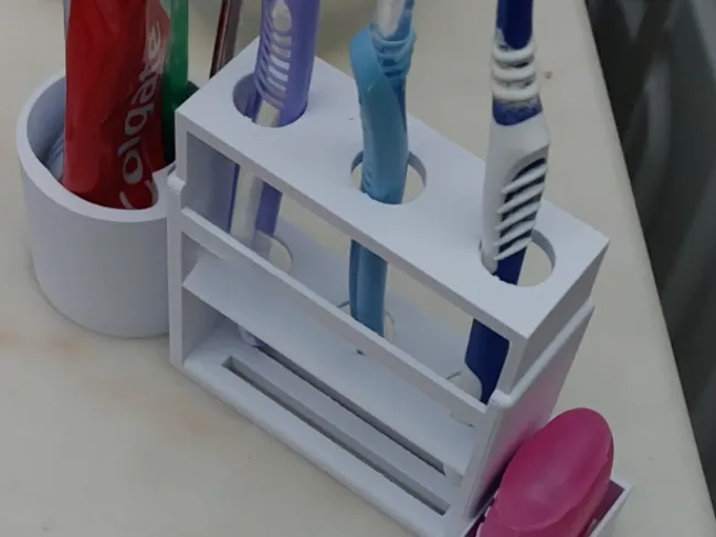 Porta Spazzolino ed accessori