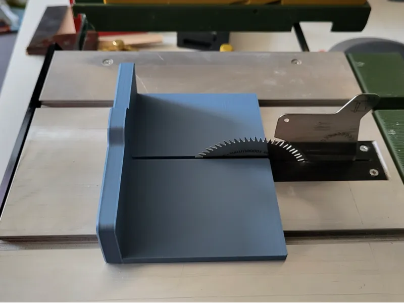 Table saw sled for Proxxon FET