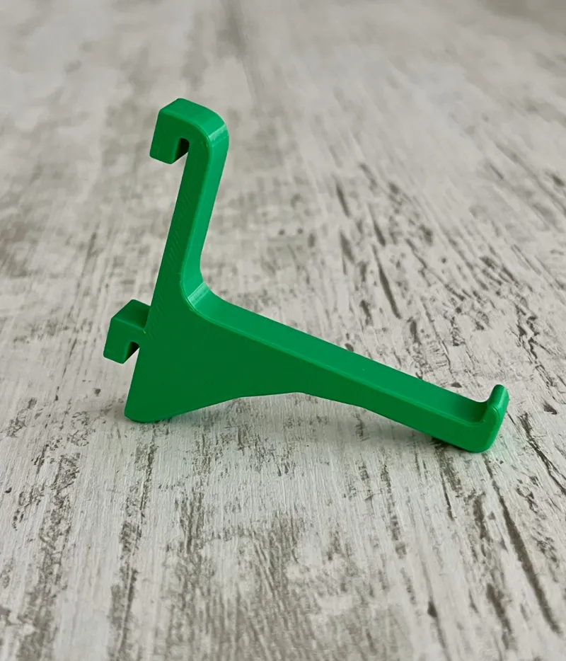 Tool hanger for pegboard