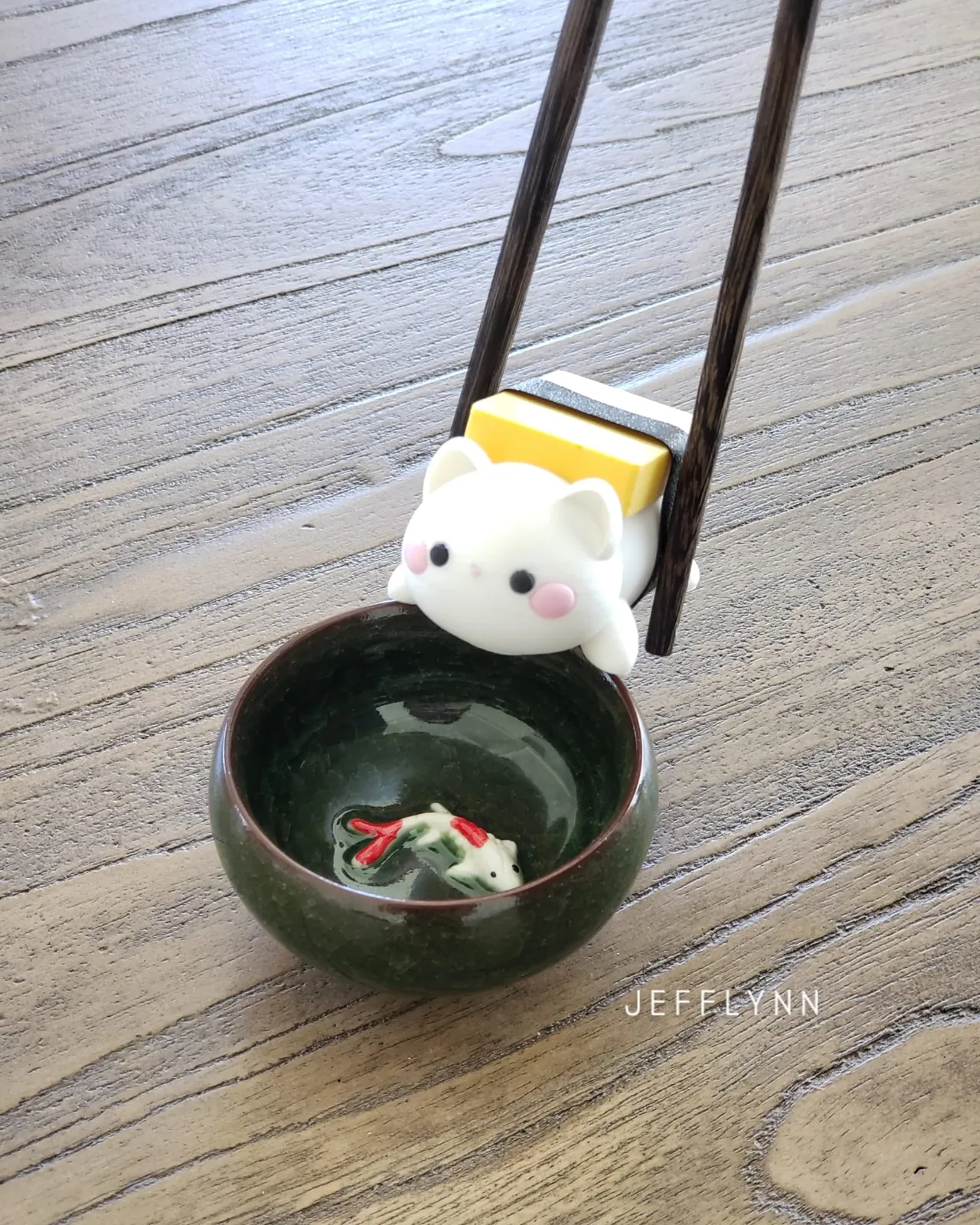 Sushi cat / kitten (plate included) view 3