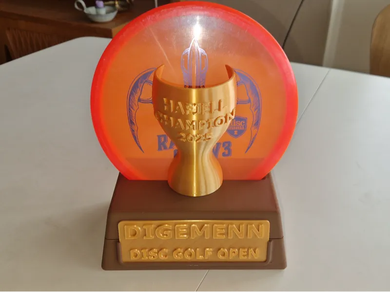 Disc golf trophy