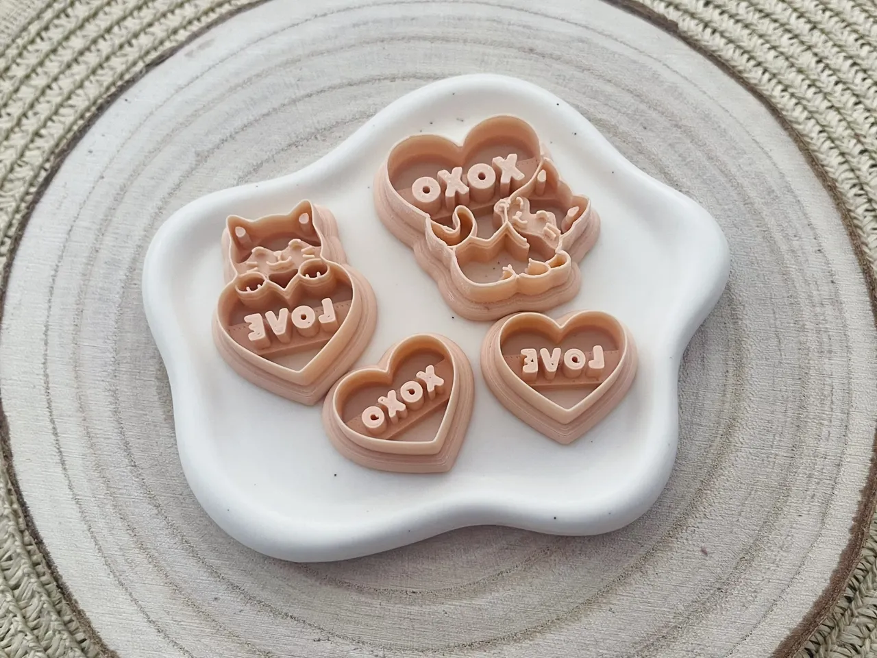 Hearts Love XOXO Cat Polymer Clay Earrings Cutter view 2