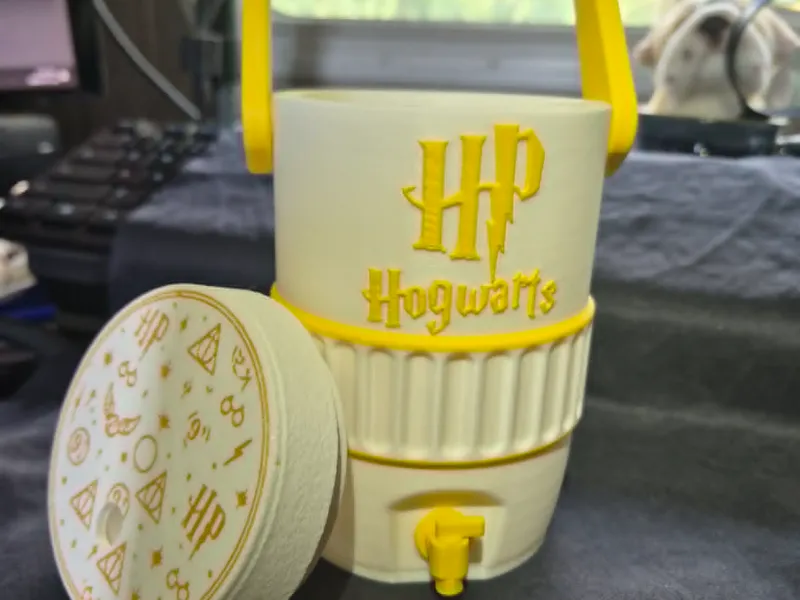 HP Can Coozie