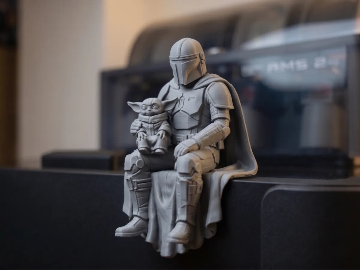 Фигурка Mandalorian and Grogu Shelf Sitter - Миниатюры - PLA - изделие 3D-печати
