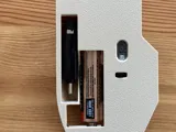 Ергономична безжична мишка с отделение за USB-C адаптер