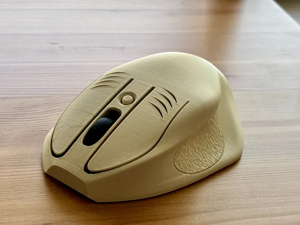Ергономична безжична мишка с отделение за USB-C адаптер