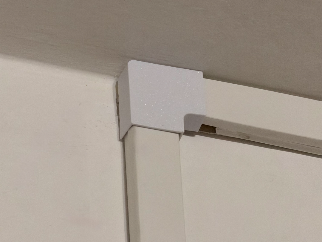 90° Corner Cover for Cable Trunking - L&R Version