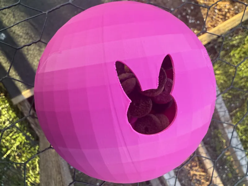 (Oster-)Hasen Spielball für Futter-Leckerli 