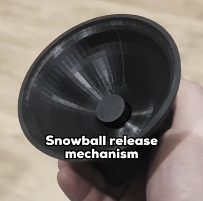 Ejecting Snowball Maker