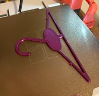 Cintre minimaliste pour enfant — photo 3