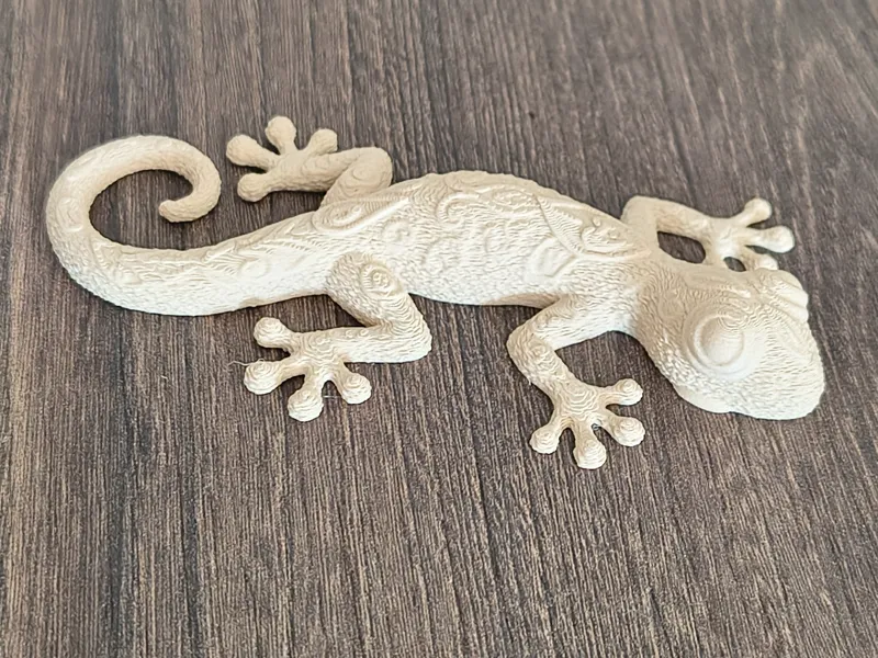 Spiraled Sand Gecko – Artistic Wall Decor