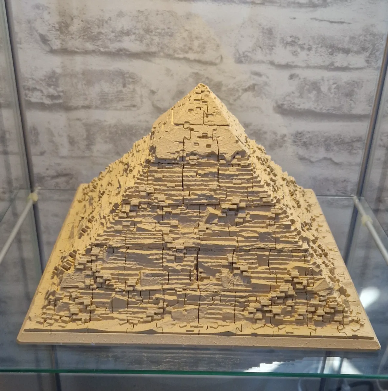 Pyramid Puzzle 238pcs view 2