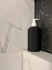 0.2mm layer, 1 walls, 10% infill (60 mm bottle)