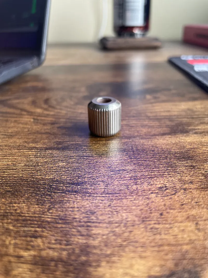 Rabbit R1 Apple watch inspired Dial