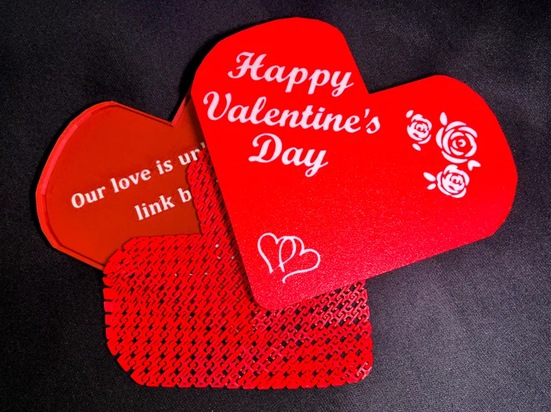Valentine's Chainmail Heart & Gift Box