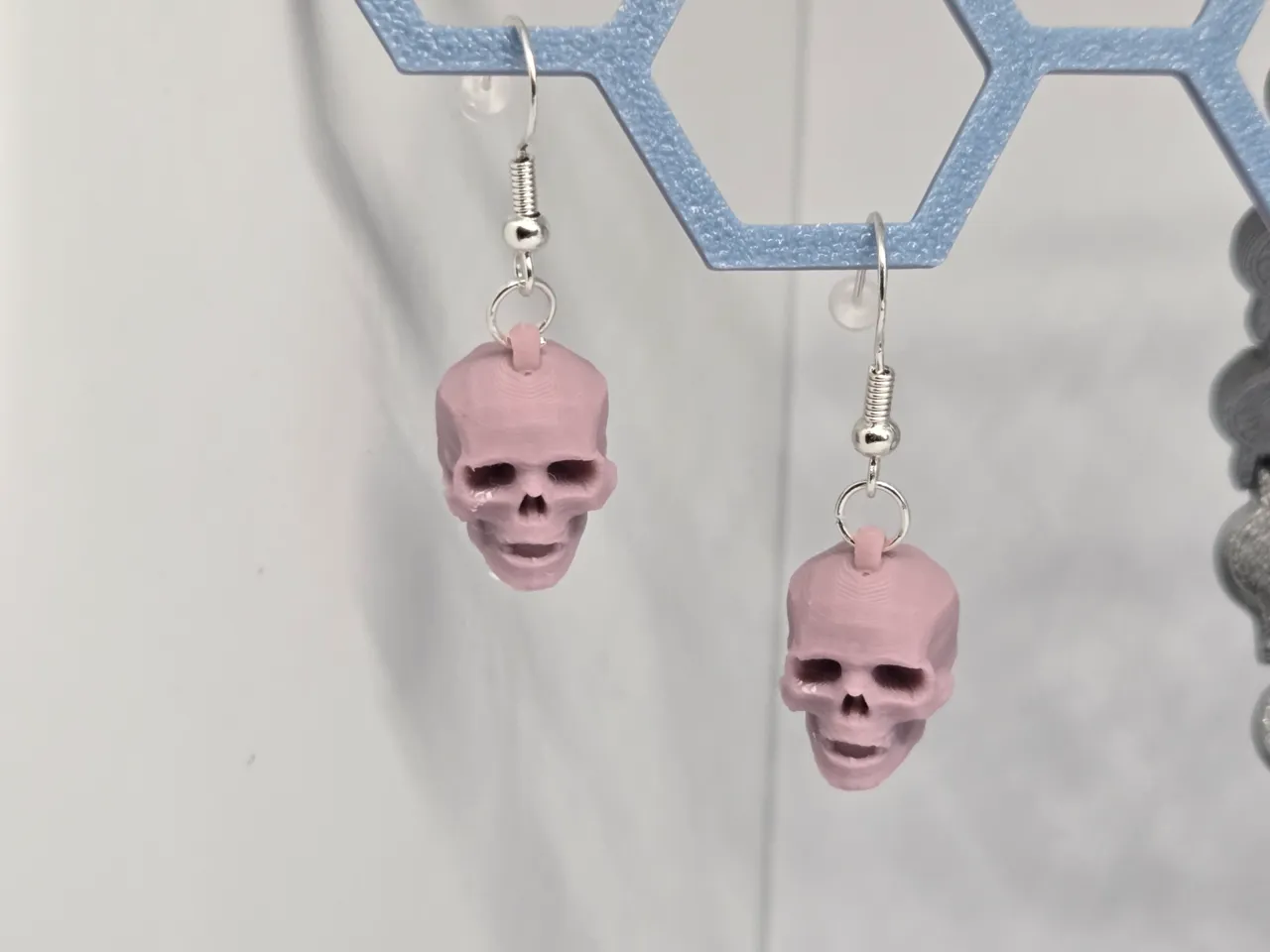 Skull earrings view 4