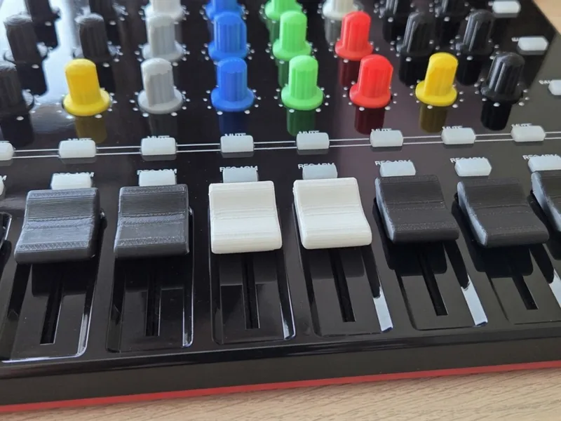AKAI Midimix wide fader NEW