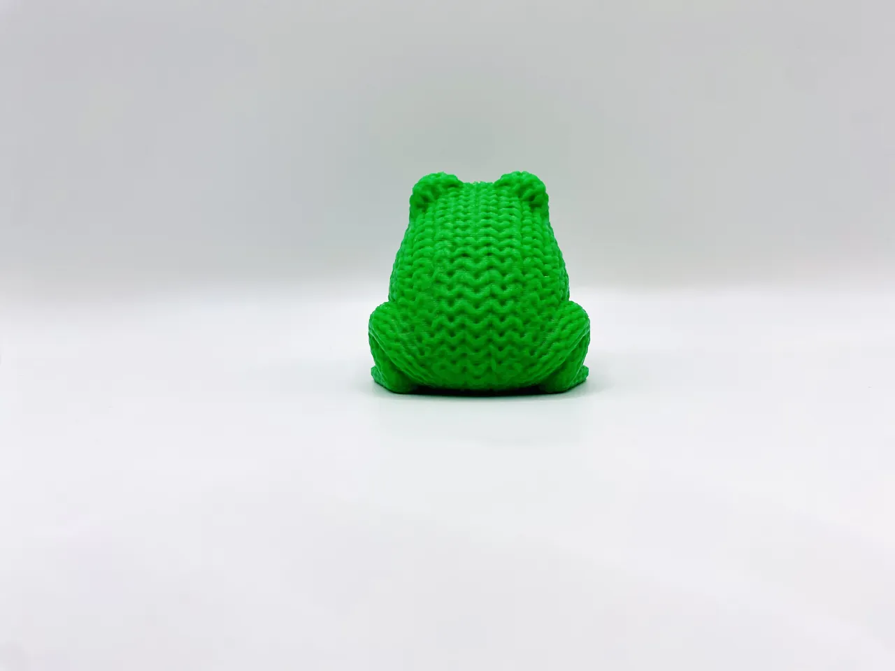 Knitted Toad view 3