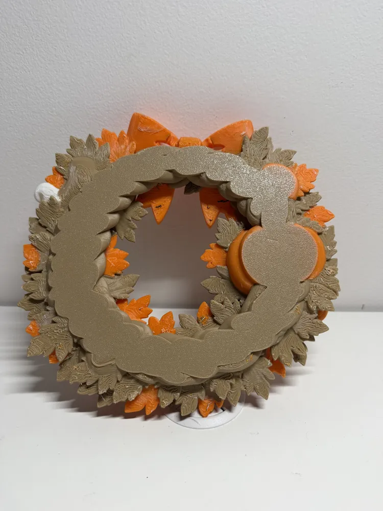 HALLOWEEN WREATH V2 - Free 3D Print Model - MakerWorld