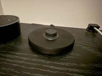 Even Realities R1 Ring Charger Cable Storage Stand