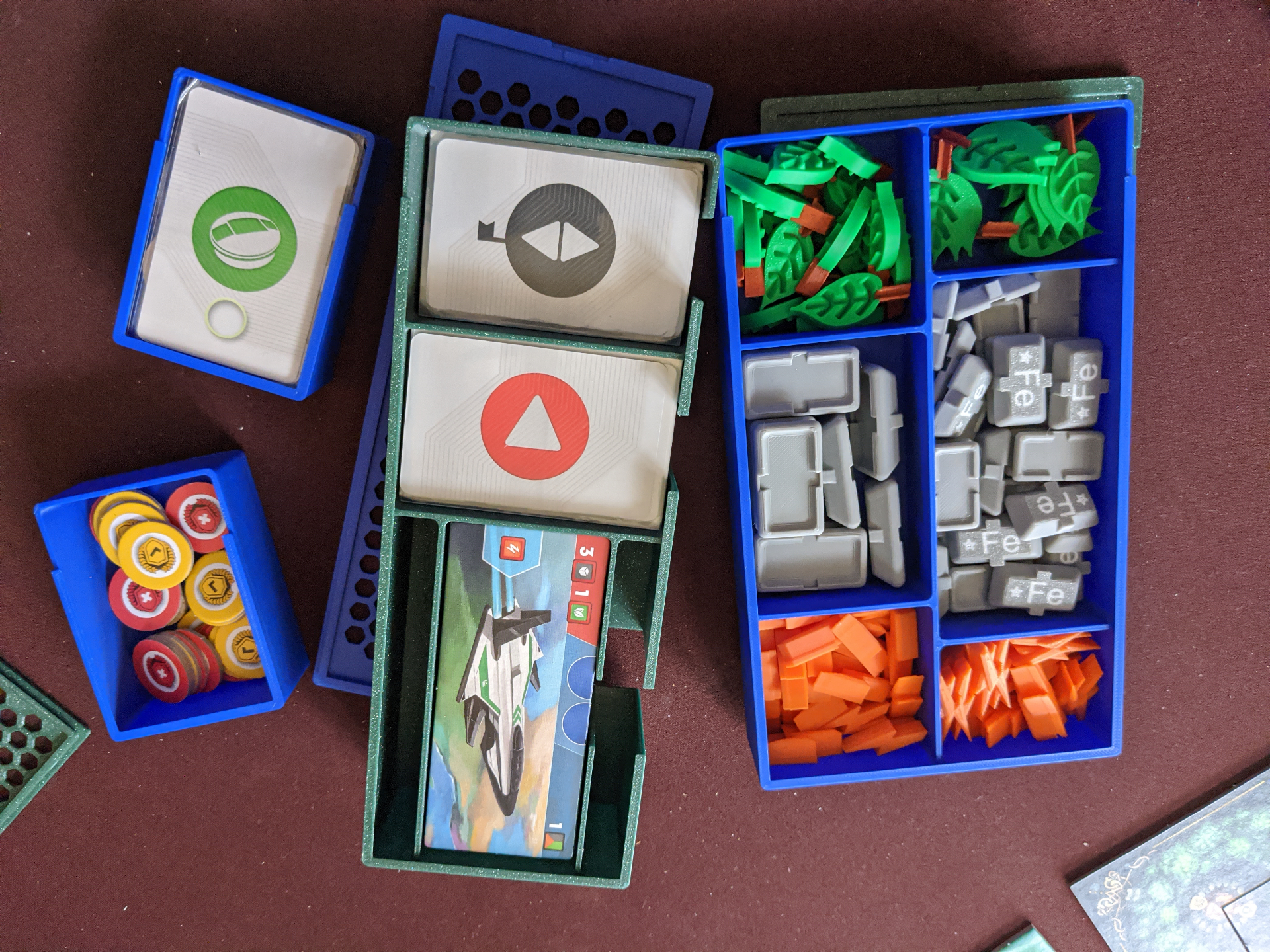 Evacuation board game tokens and boxes