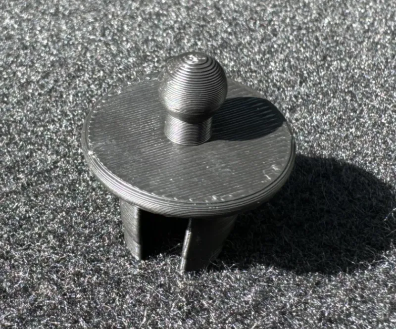 Mazda 3 Hatchback - Trunk button replacement